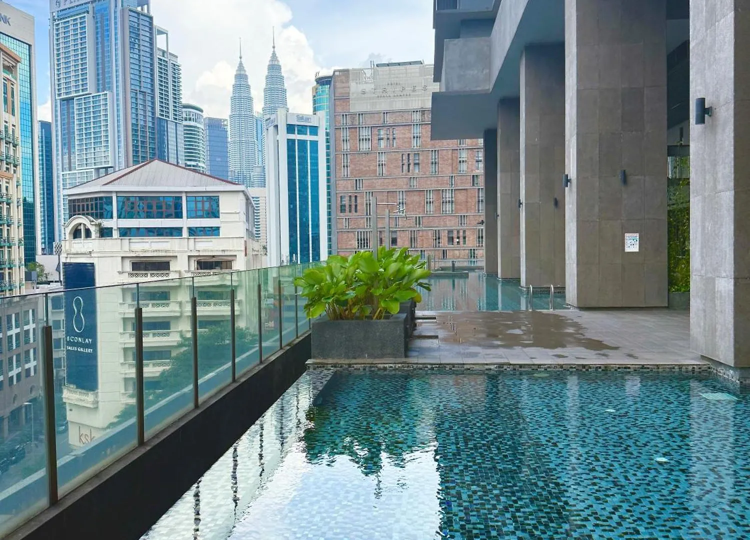 Anggun Residences Klcc By Flixses Куала-Лумпур Апартаменты